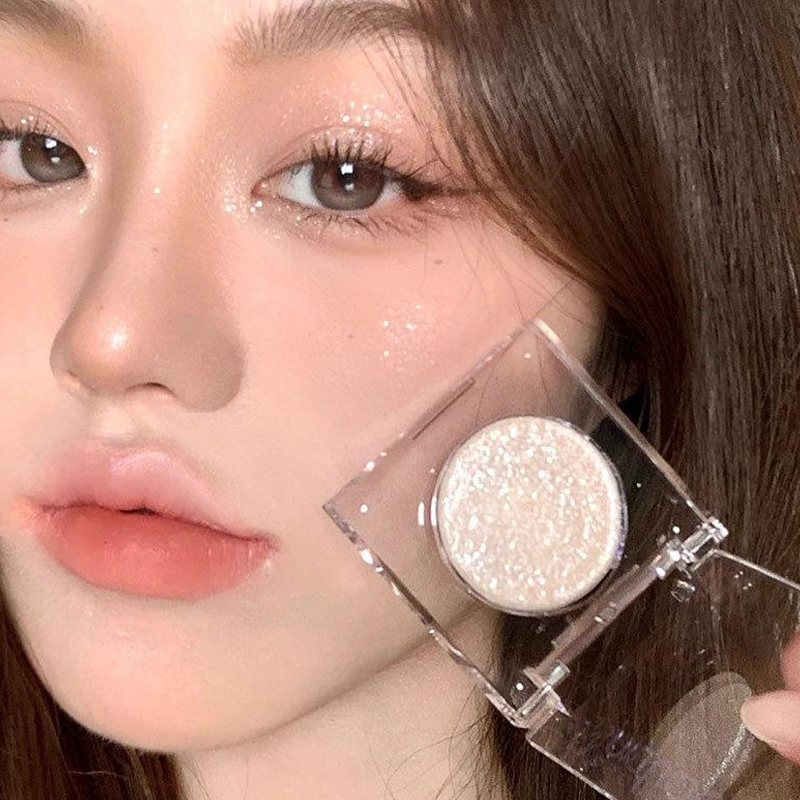 Glitter Brighten Eyeshadow - BeautyAddictsClub