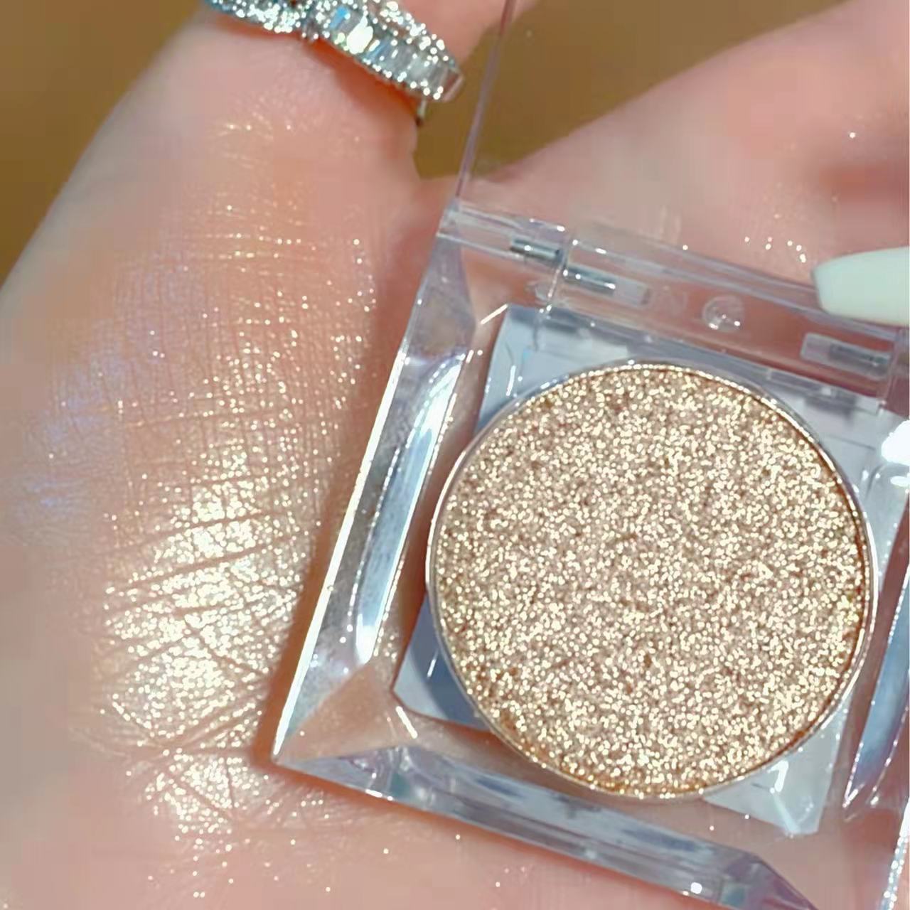 Glitter Brighten Eyeshadow - BeautyAddictsClub