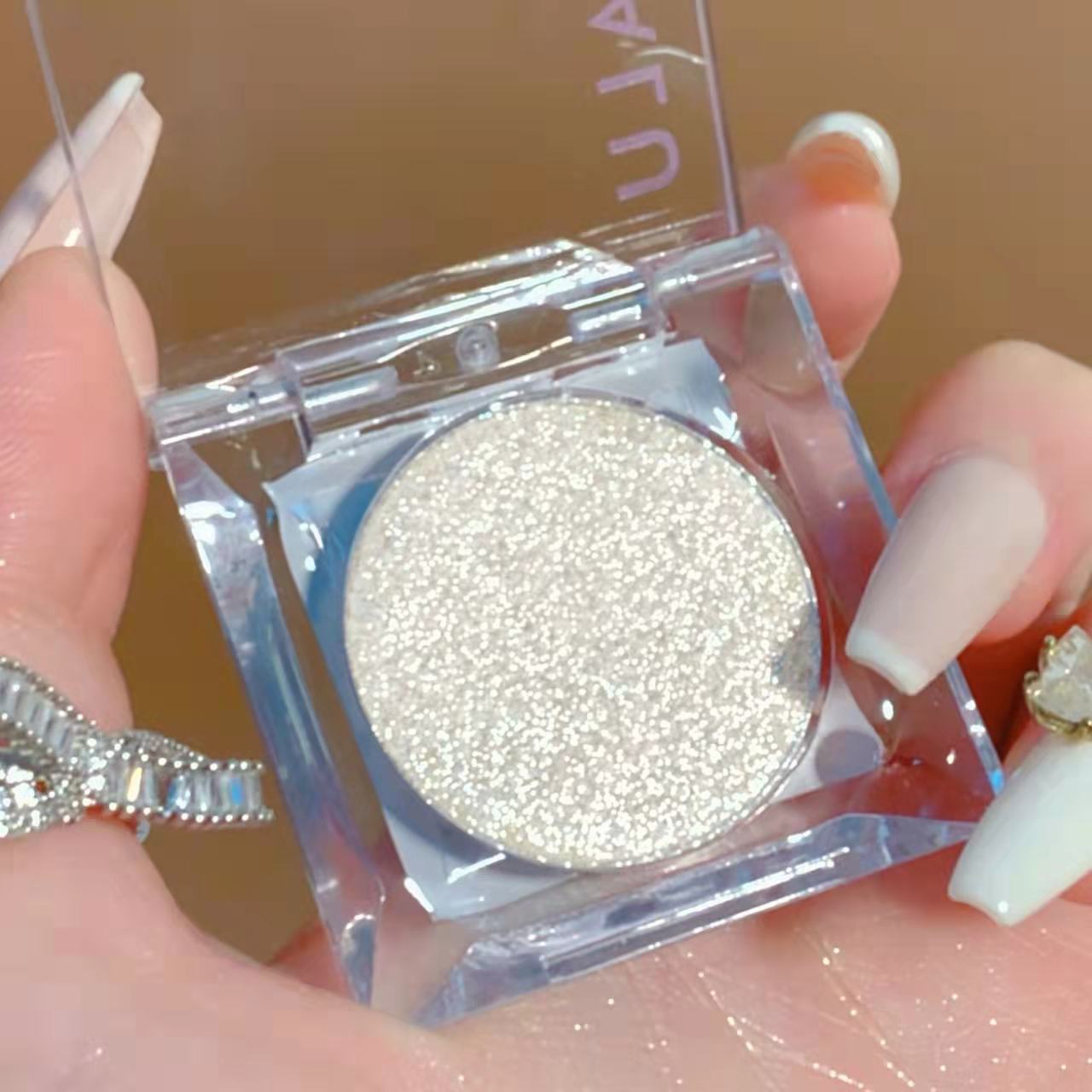 Glitter Brighten Eyeshadow - BeautyAddictsClub